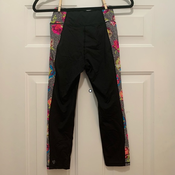 Betsey Johnson Performance Leggings - Picture 3 of 6